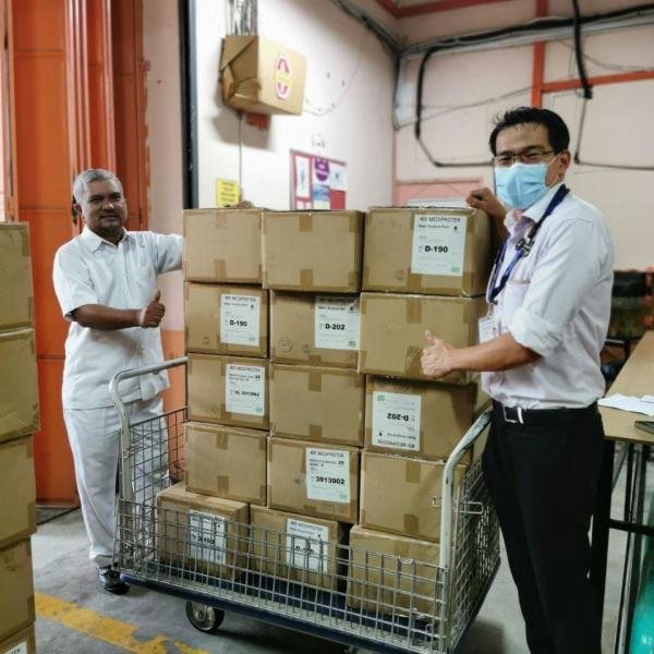 200 boxes of sterile surgical drape